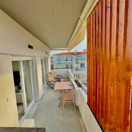 Azure Sea&garden View Apartment